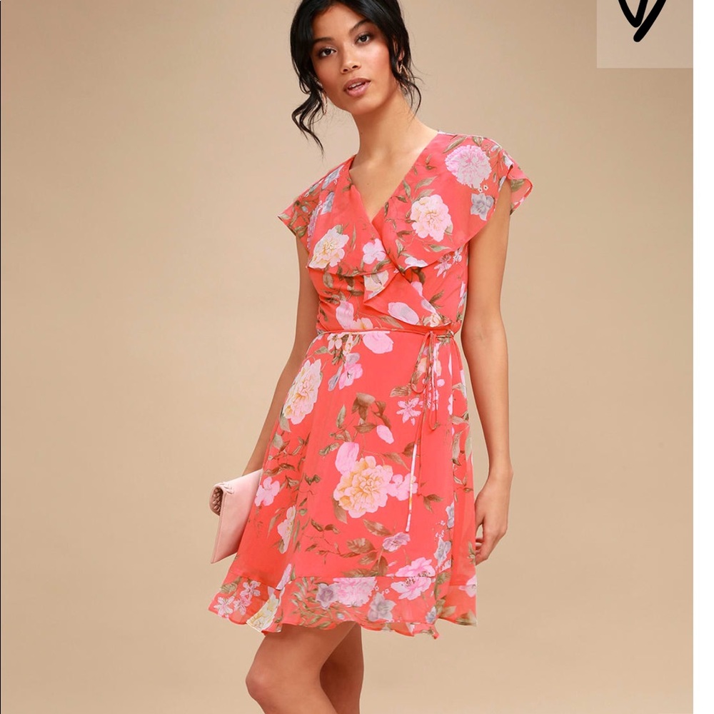 Lulu’s Floral Wrap Dress NWT